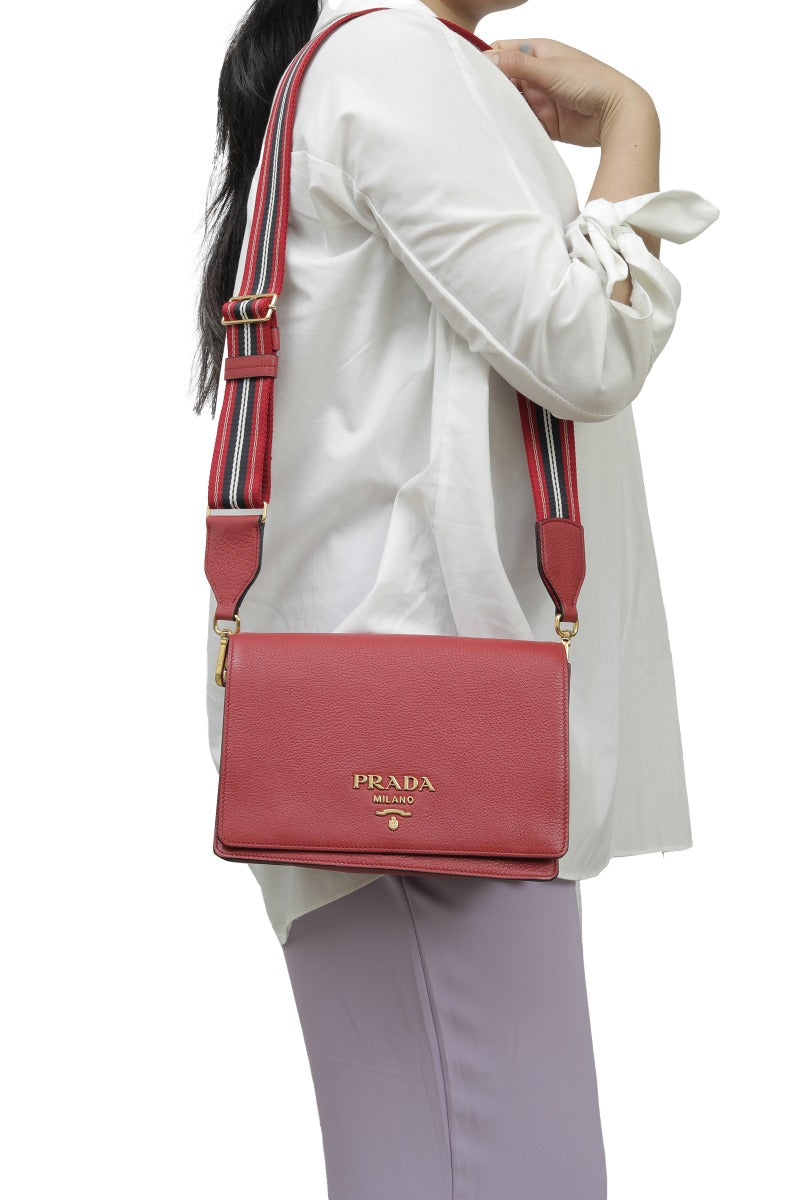prada-wallet-on-strap-saffiano-leather-shoulder-bag