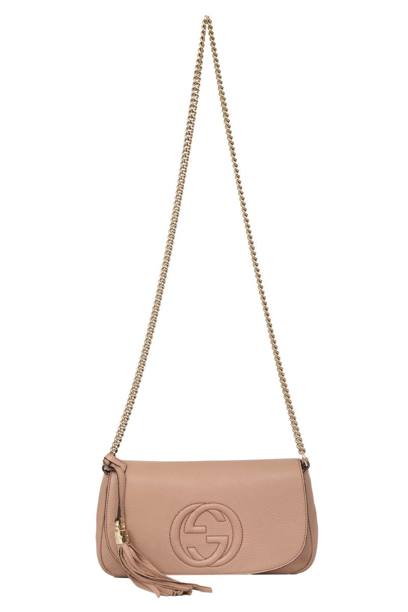 gucci-soho-nude-leather-flap-tassel-sling-bag