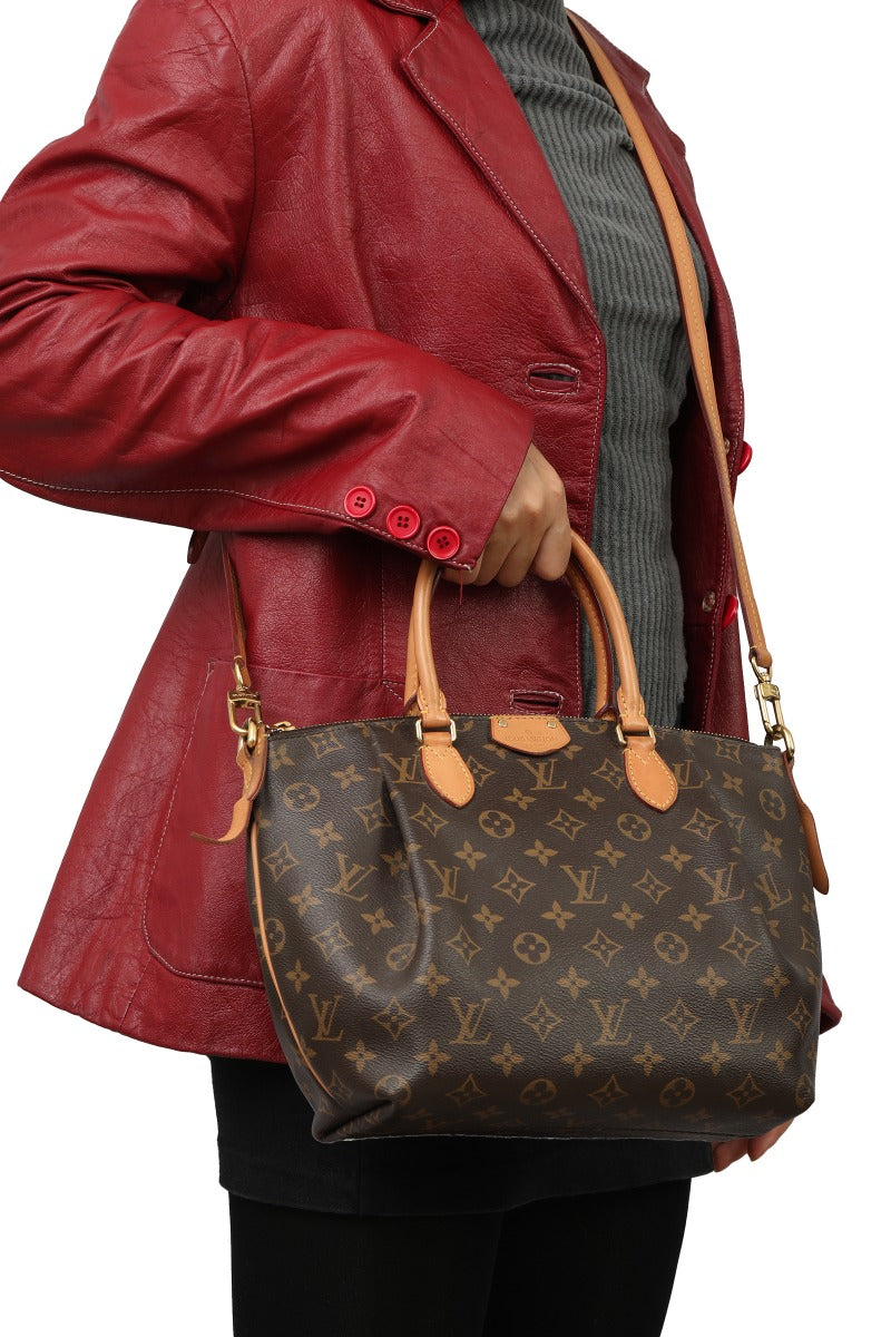louis-vuitton-biscayne-bay-red-vernis-handbag
