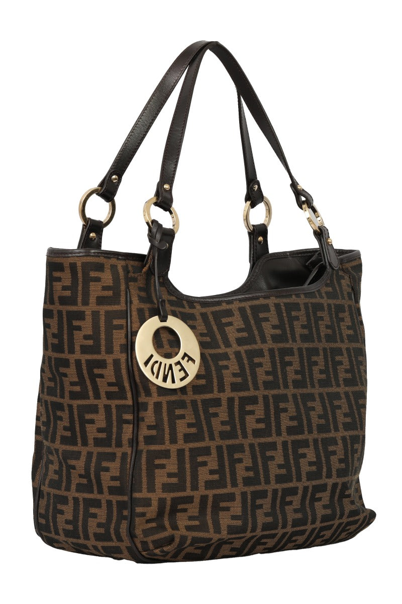 fendi-zucca-chef-stopper-tote-bag