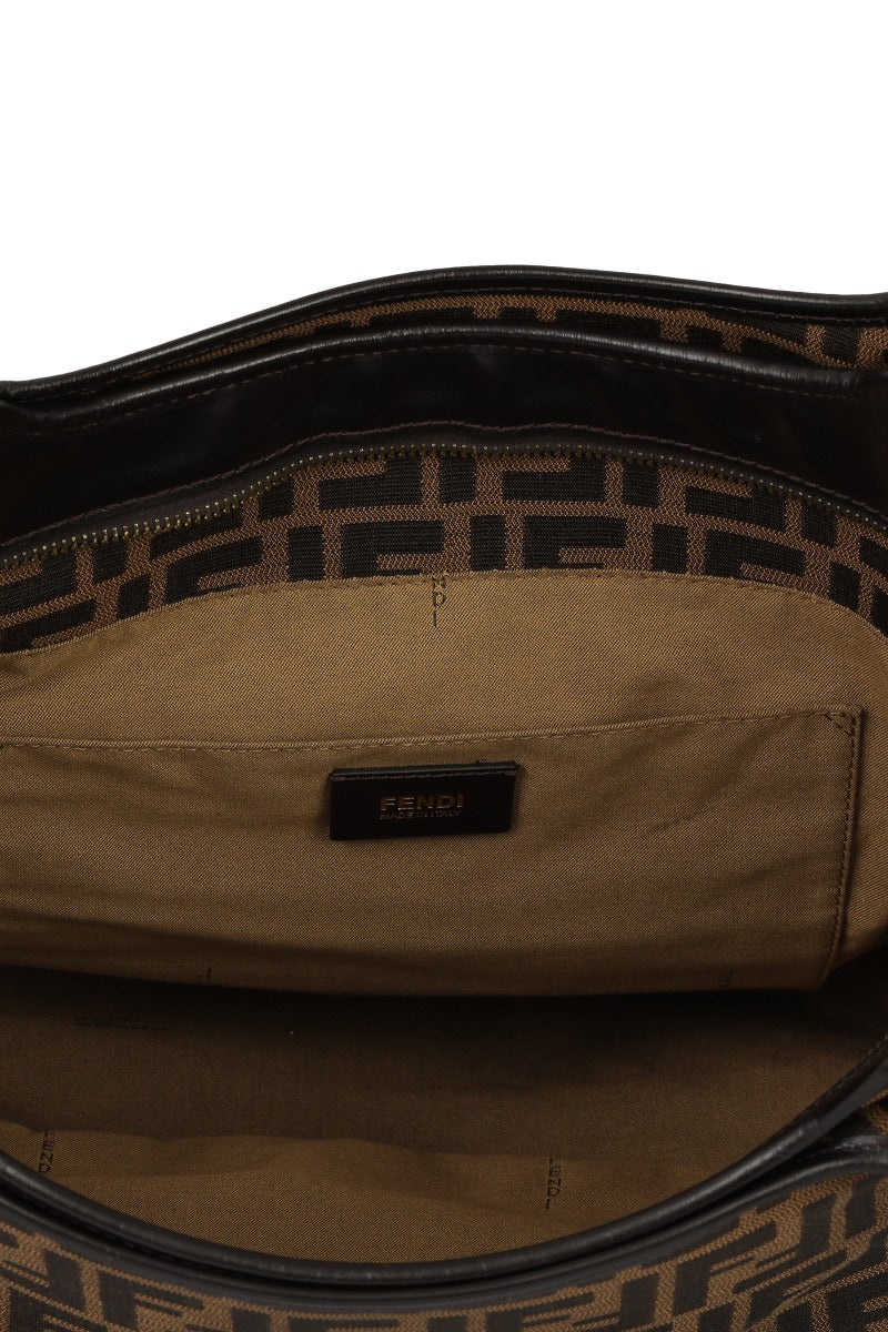 fendi-zucca-chef-stopper-tote-bag