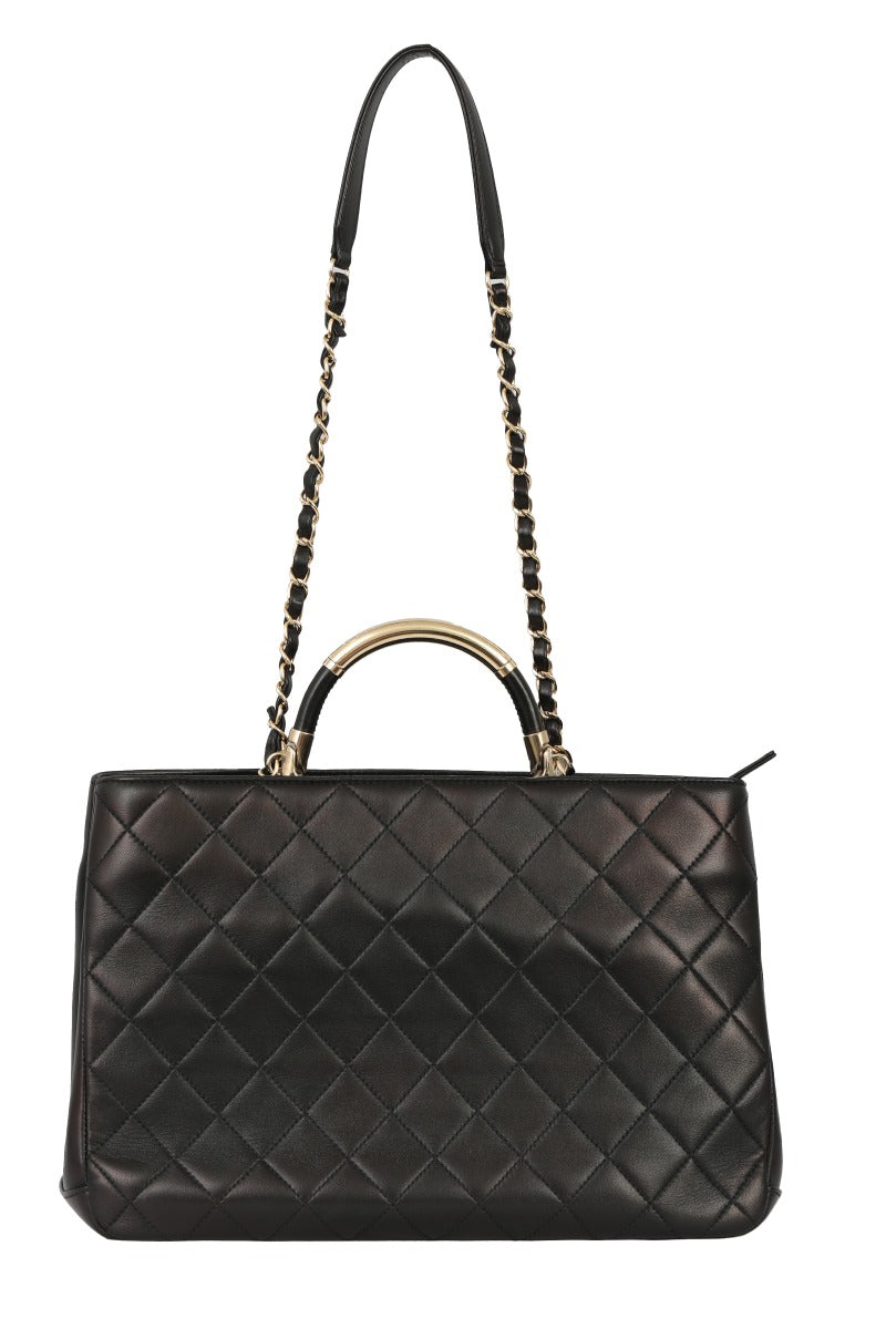 chanel-black-quilted-shopping-tote-bag