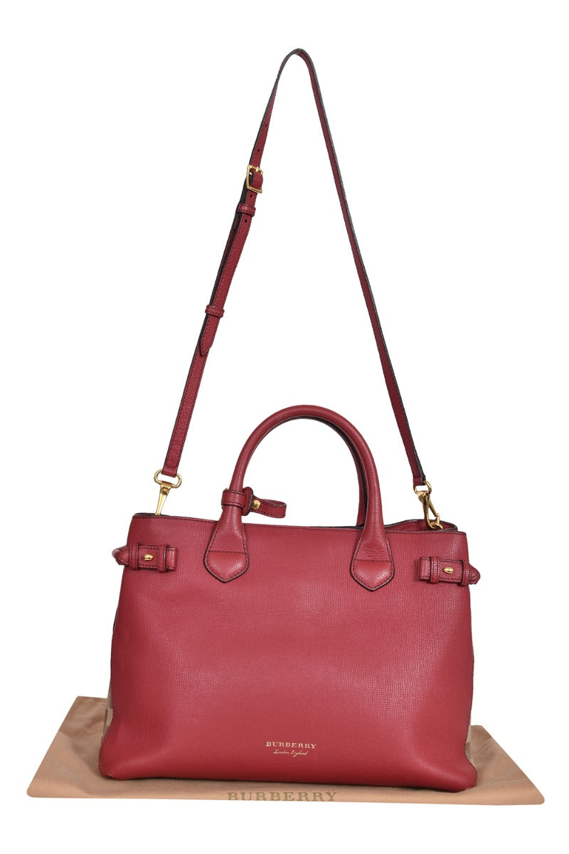 burberry-banner-medium-handbag