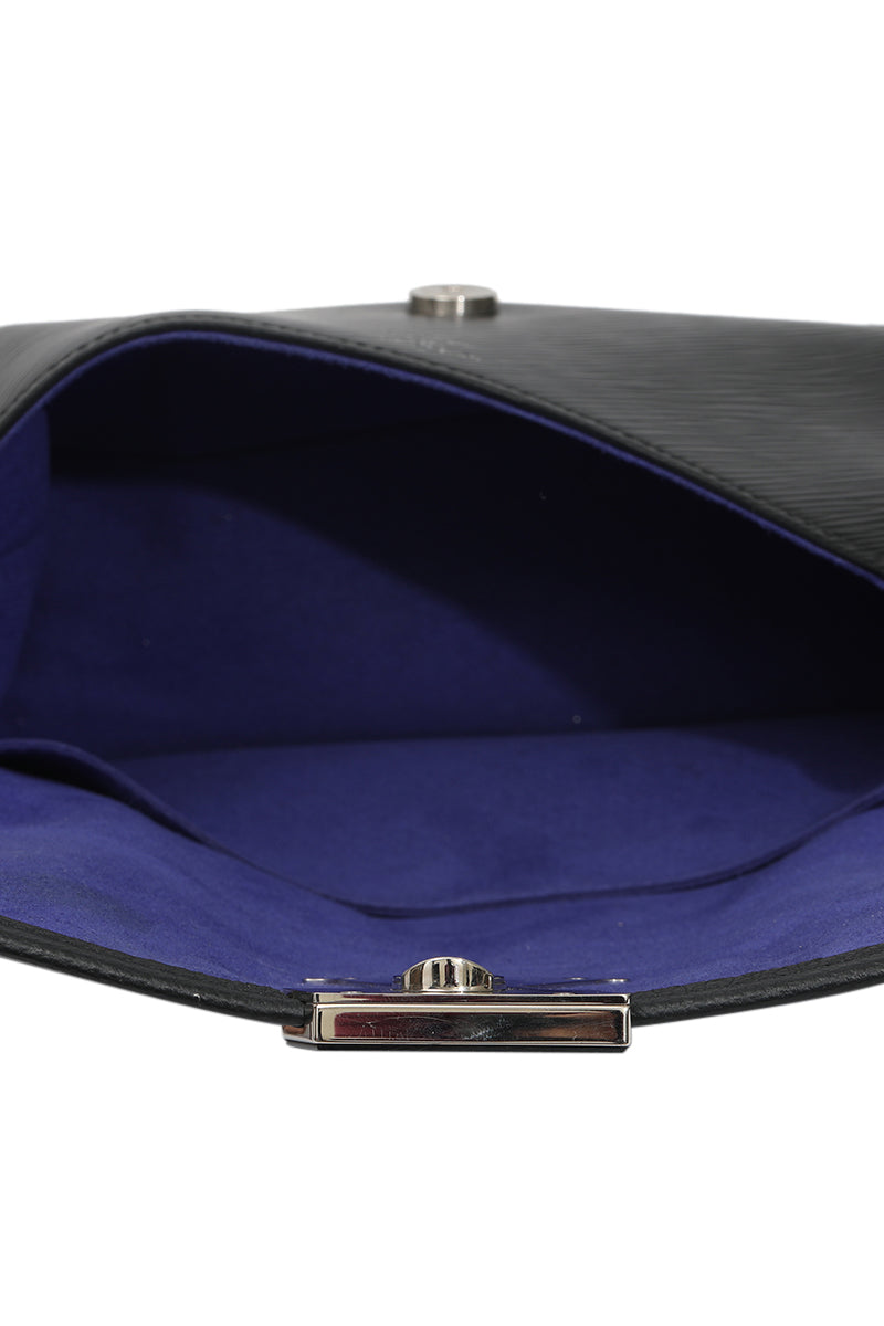 louis-vuitton-buci-epi-leather-shoulder-bag