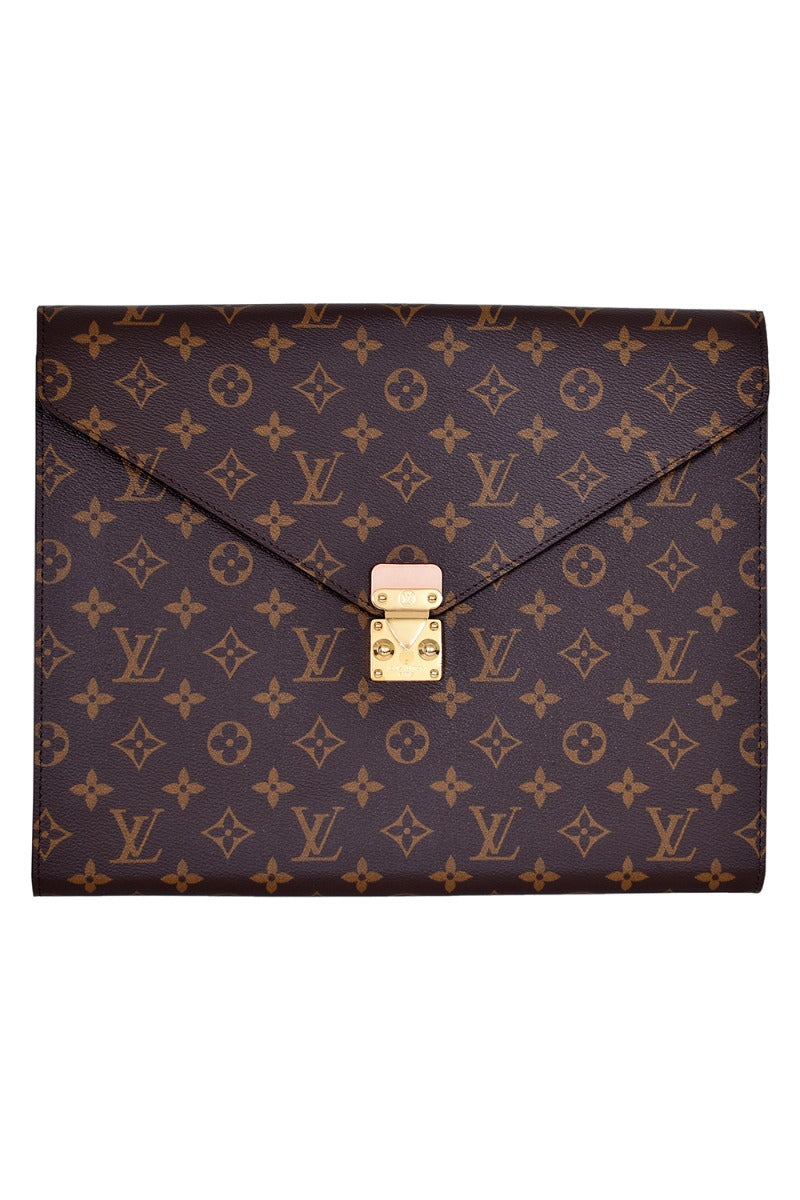 louis-vuitton-monogram-mark-folder