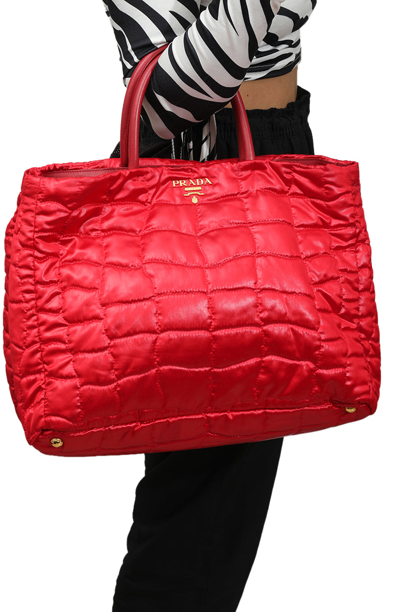 burberry-nova-checks-coated-canvas-leather-tote-bag