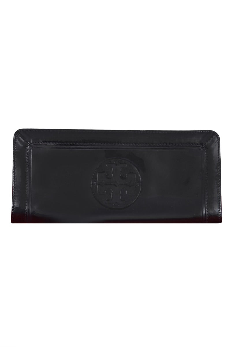 tory-burch-black-leather-clutch