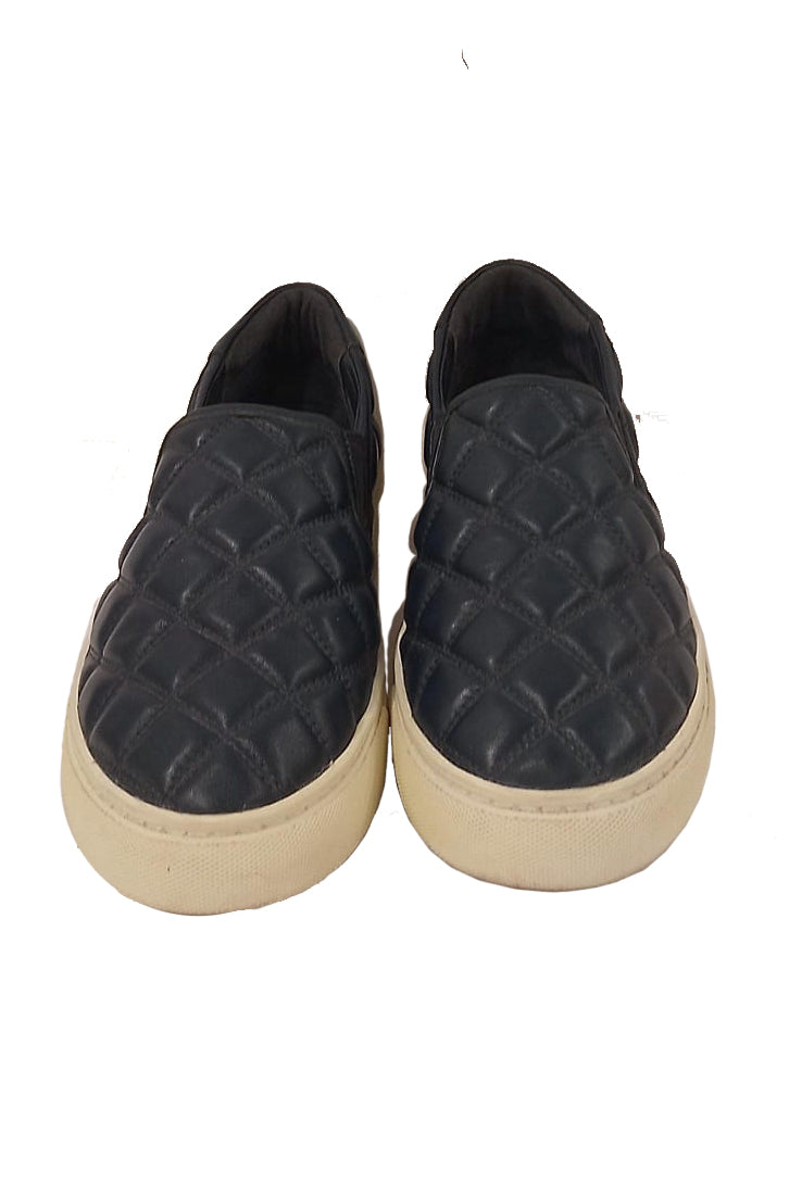 tory-burch-textured-blue-sneakers