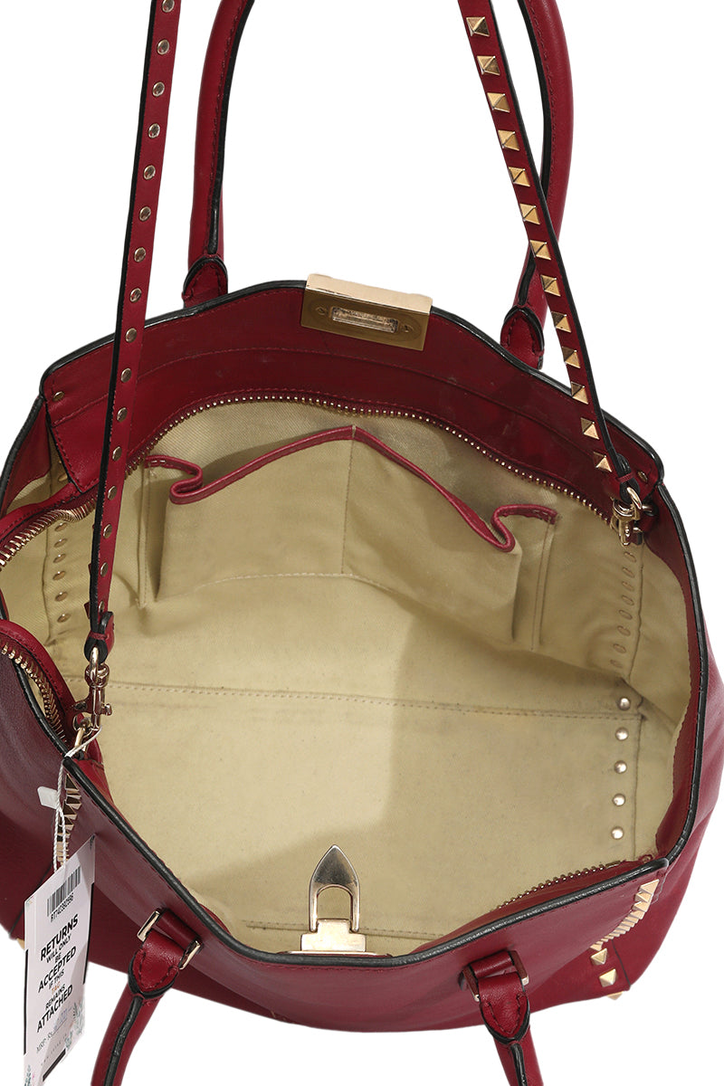 valentino-red-leather-rockstud-trapeze-bag