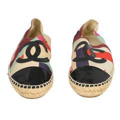 CHANEL EU-38 MULTICOLOUR CC CAP-TOE ESPADRILLES 