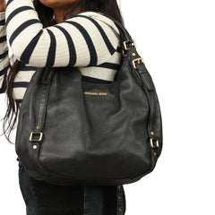 MICHAEL KORS BLACK BEDFORD HOBO BAG 
