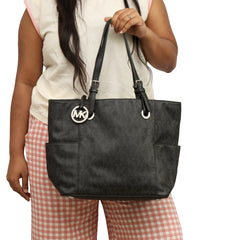 MICHAEL KORS JET SET CIRCULAR LOGO CHARM TOTE BAG