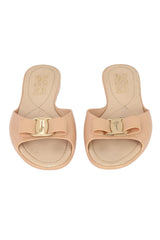 SALVATORE FERRAGAMO SIZE EU:37.5 VARA BOW FLATS