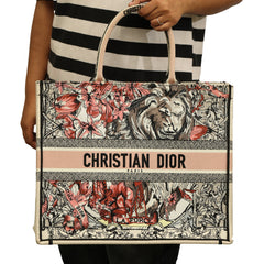 CHRISTIAN DIOR LA FORCE ZODIAC MOTIFLARGE BOOK TOTE