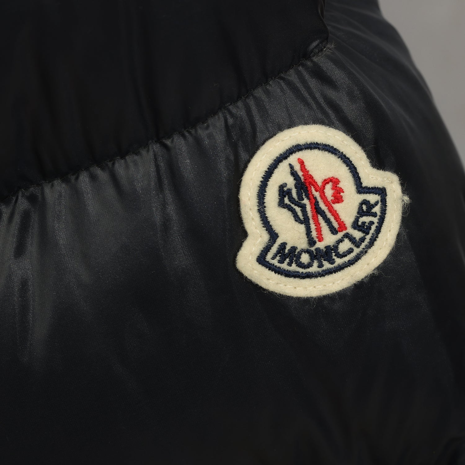 MONCLER SIZE L SUYEN LONG PUFFER JACKET 