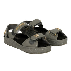 CHANEL EU 39 INTERLOCKING CC LEATHER SLINGBACK SANDALS