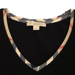 Burberry Size: L V-Neck Black T Shirt