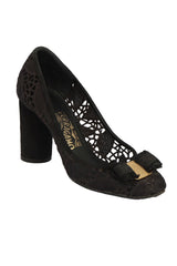 SALVATORE FERRAGAMO SIZE EU  40 BLACK LACE HEELS