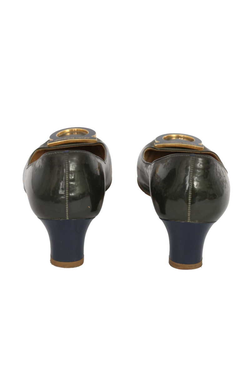 SALVATORE FERRAGAMO SIZE EU  40 PATENT LEATHER BLOCK HEELS 