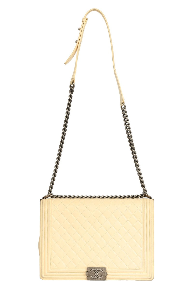 chanel-lambskin-quilted-meduim-boy-bag