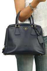 prada-navy-blue-saffiano-lux-leather-parabole-tote-bag