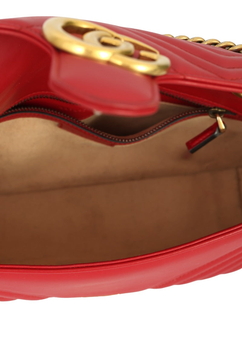 gucci-red-marmont-medium-matelasse-shoulder-bag