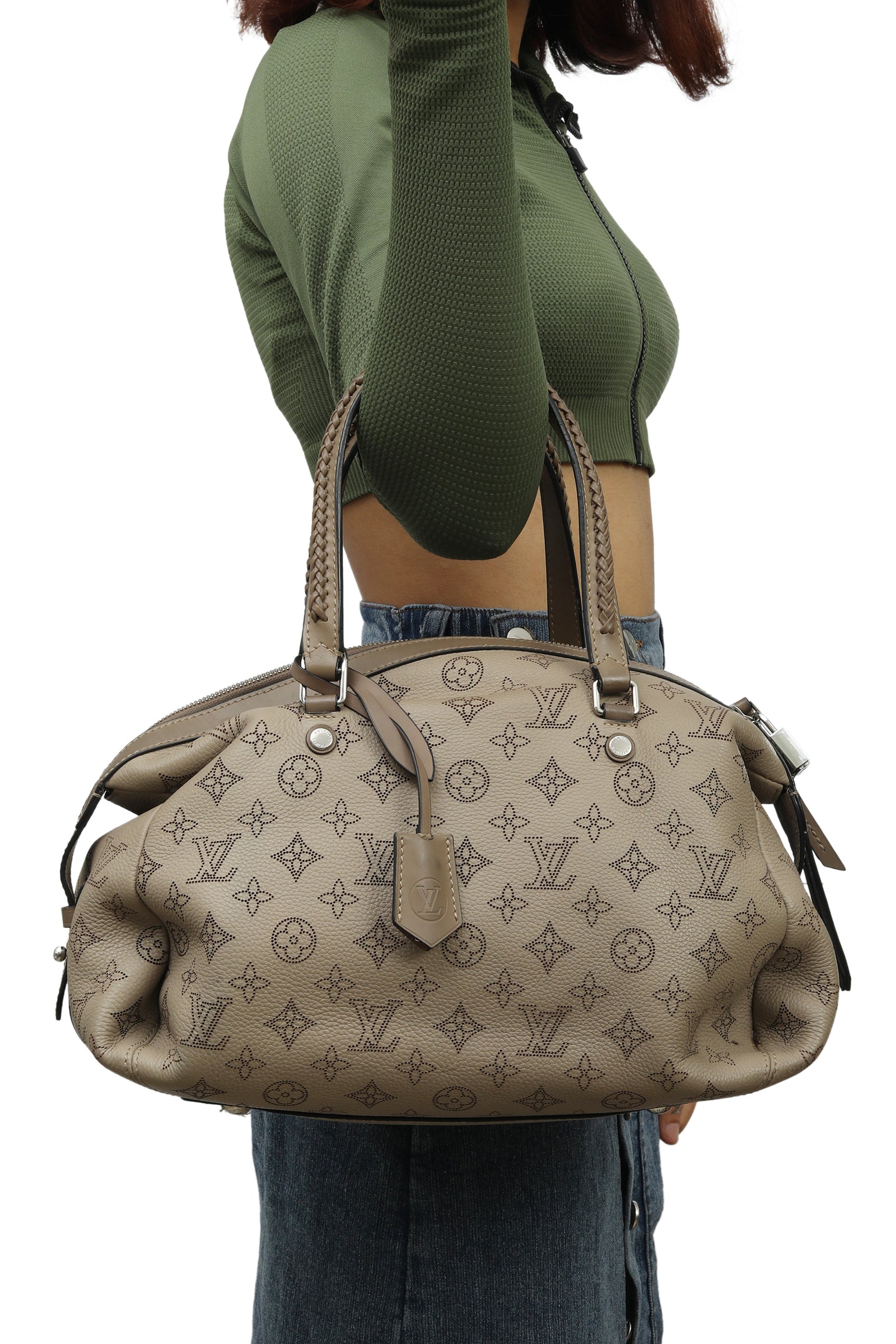 Louis Vuitton Asteria Mahina Leather Handbag 