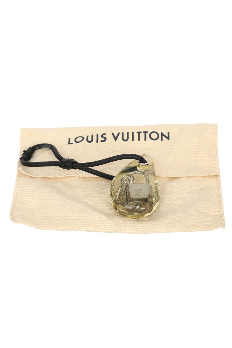 burberry-vintage-house-check-canvas-and-leather-bag