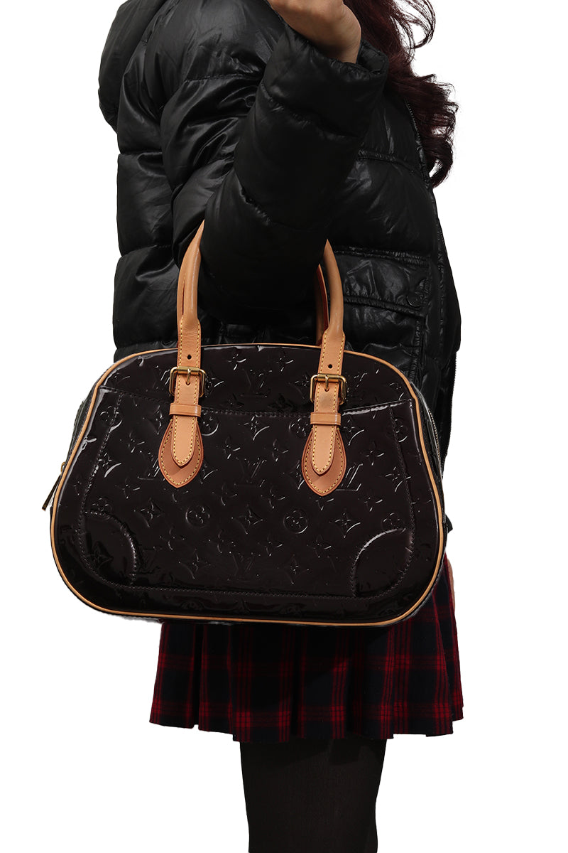 Louis Vuitton Amarante Monogram Vernis Summit Drive Bag 