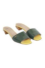 Fendi EU 41 Green Patent Leather Sandals
