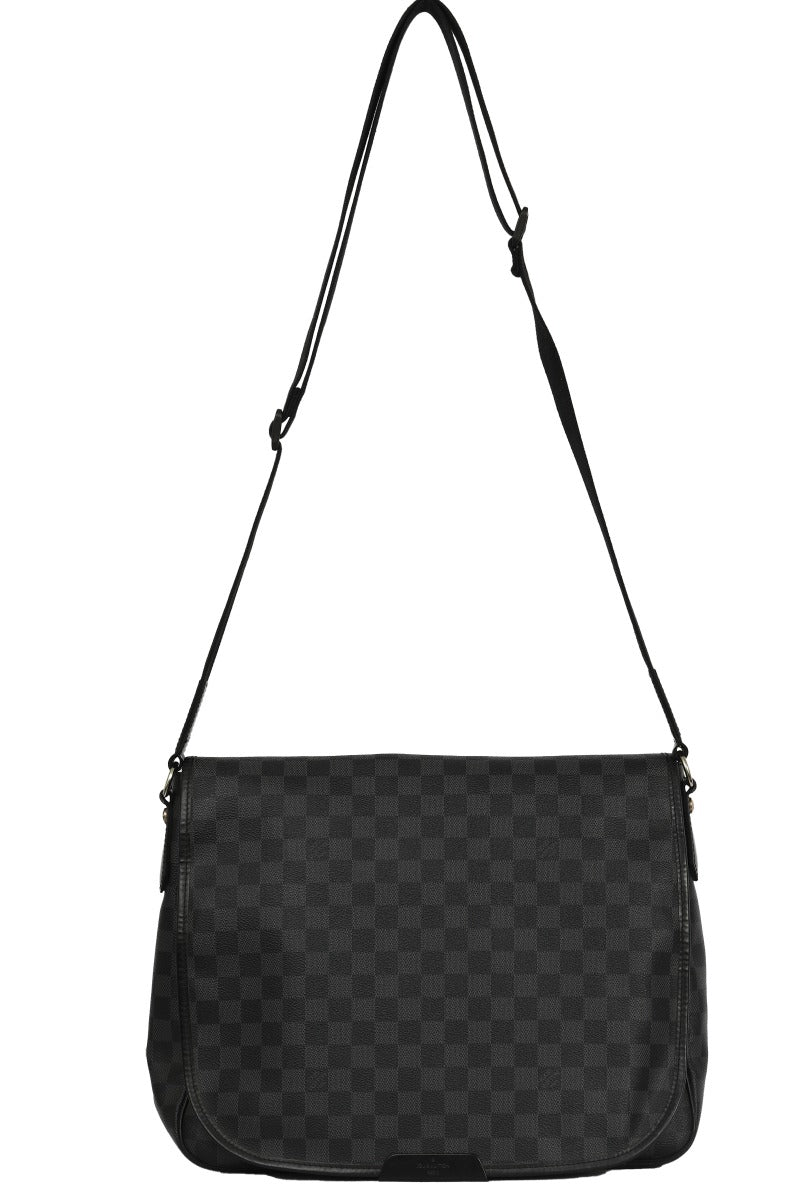Louis Vuitton Damier Checks Messenger Bag