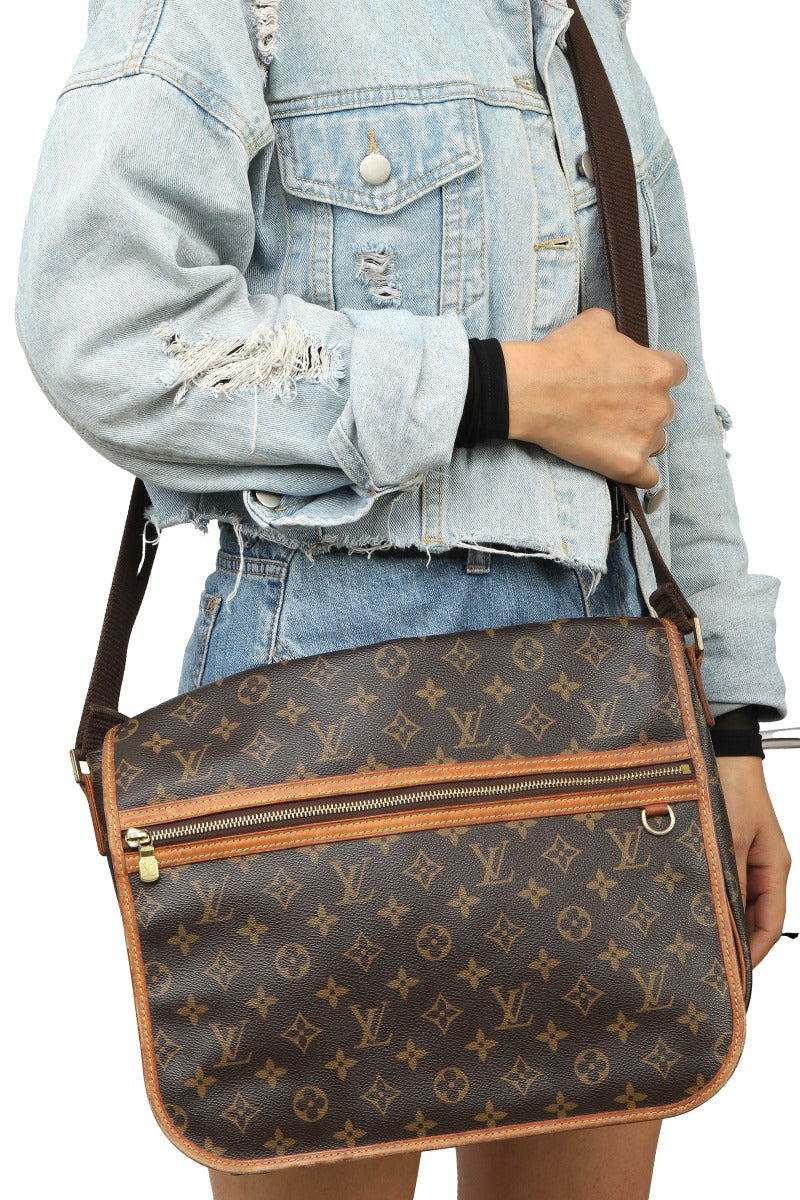louis-vuitton-bosphere-gm-messenger-bag