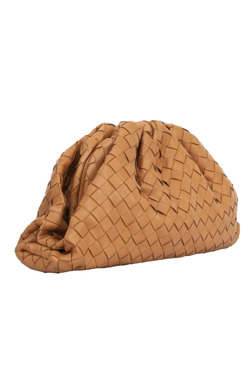 bottega-veneta-intrecciato-pouch-caramel-leather-clutch