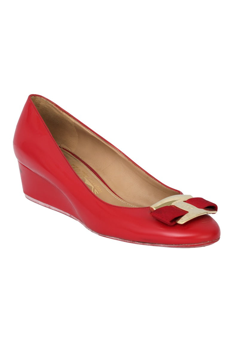 salvatore-ferragamo-size-8-vara-red-pumps