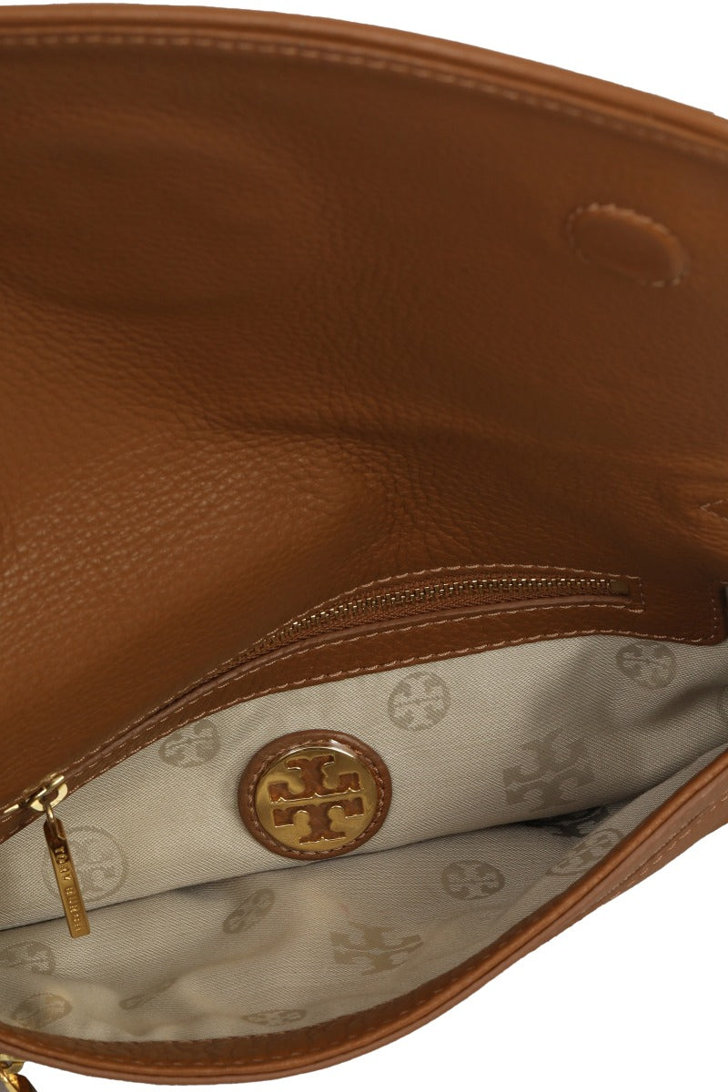 tory-burch-amanda-logo-clutch-sling-bags