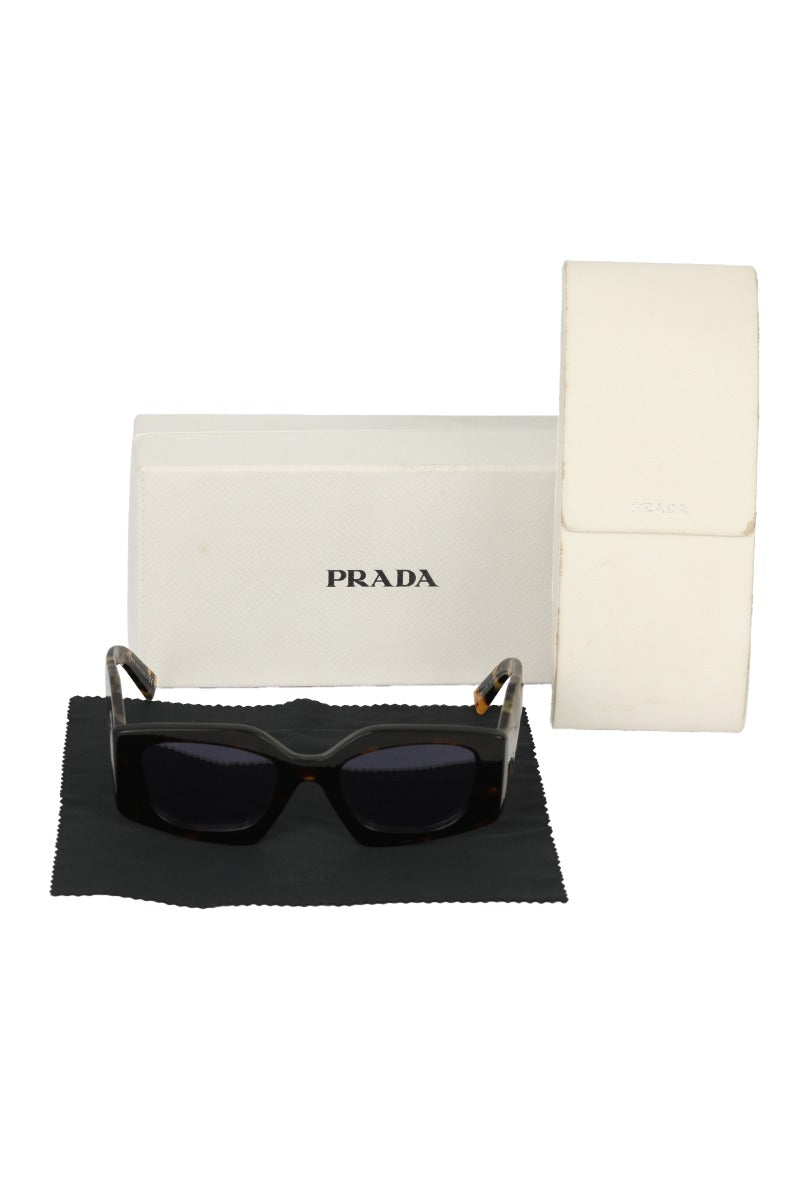 prada-animal-print-side-logo-sunglasses