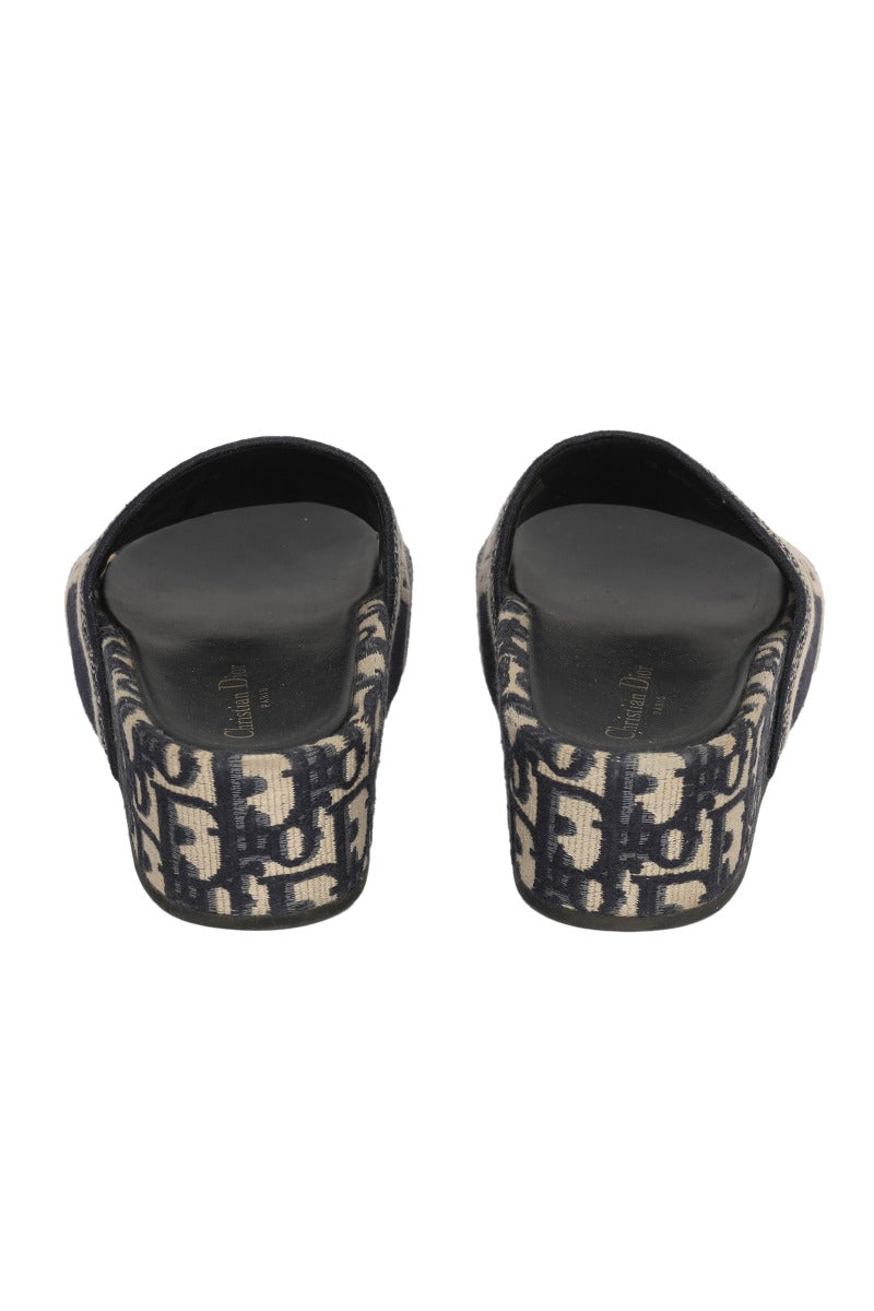 christian-dior-eu-38-d-way-platform-sandal