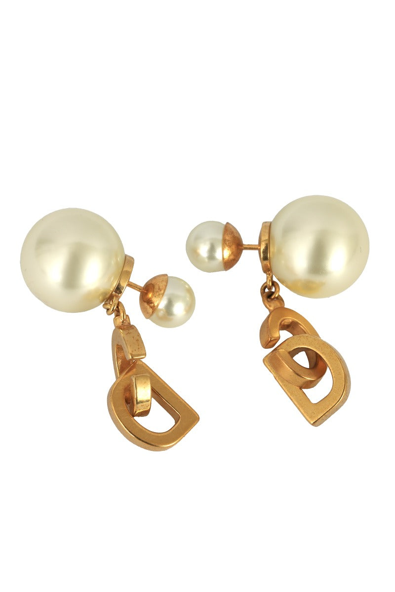 christian-dior-pearl-drop-earrings