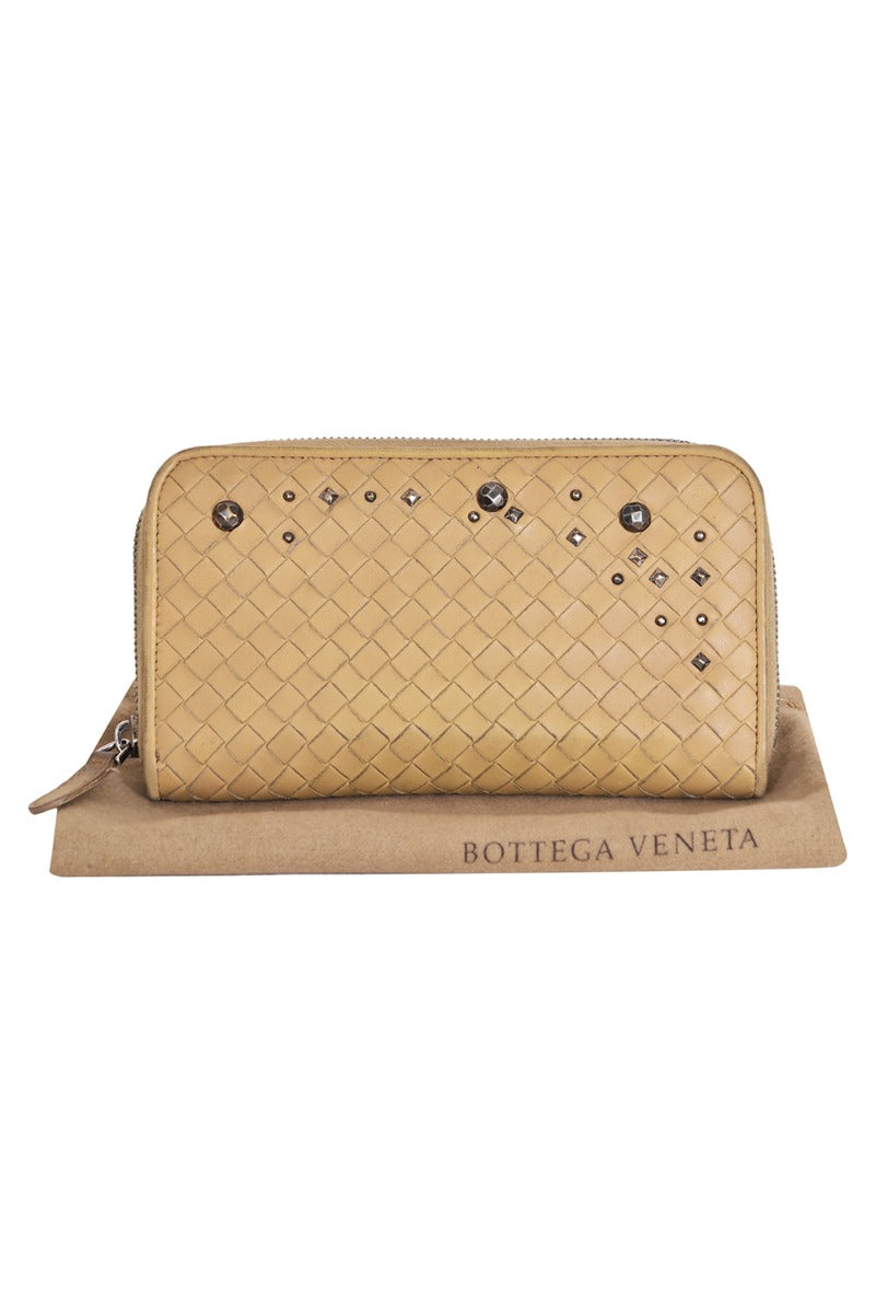 bottega-veneta-long-zipper-wallet