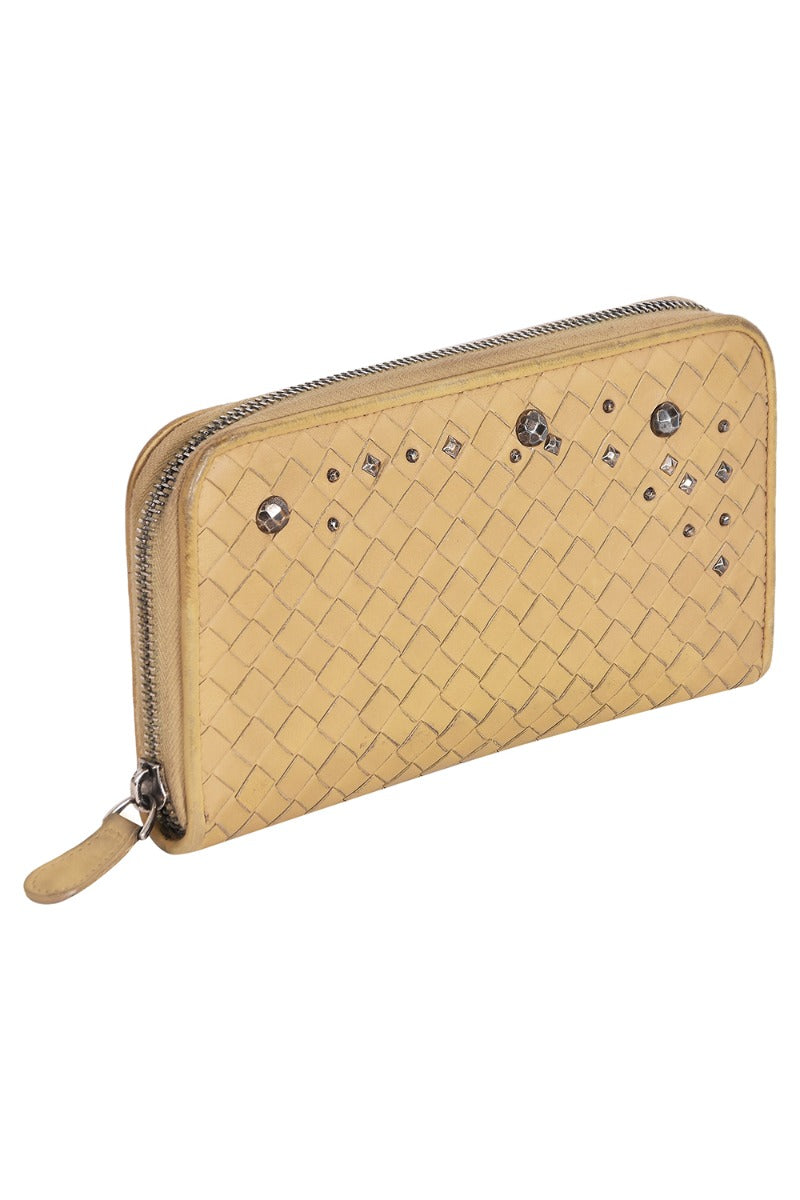 bottega-veneta-long-zipper-wallet