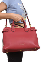 burberry-banner-medium-handbag