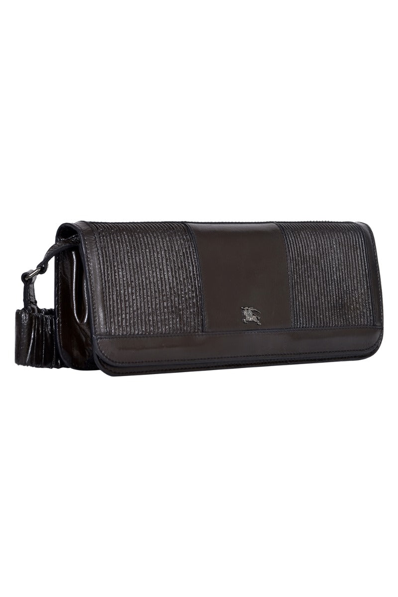 burberry-patent-leather-continental-wristlet