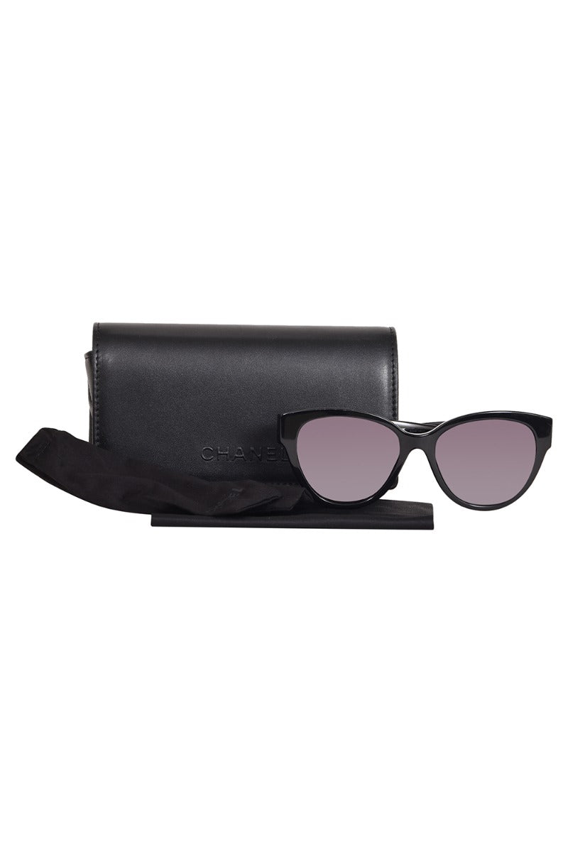 chanel-5477-black-sunglasses