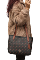 coach-horse-and-carriage-dot-print-tote