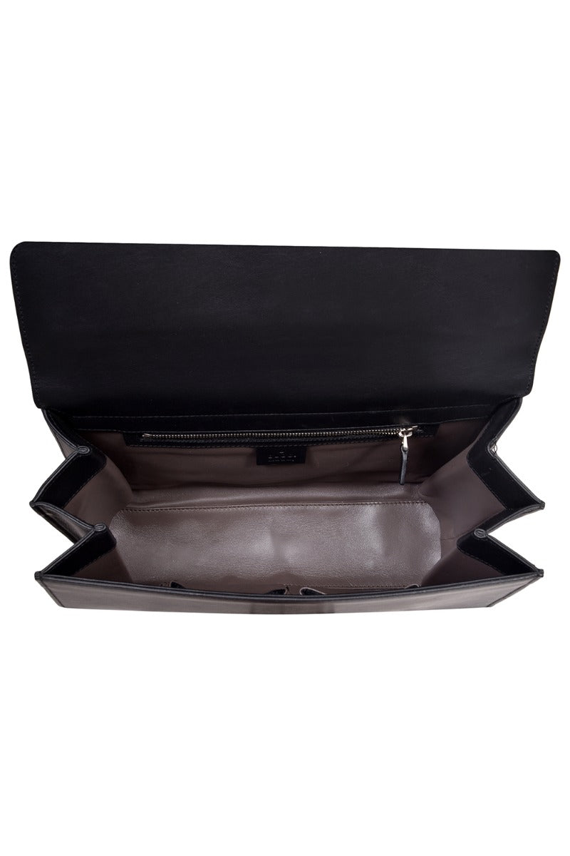 gucci-black-leather-medium-interlocking-gg-shoulder-bag