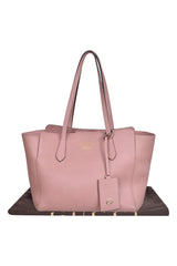 gucci-medium-swing-tote