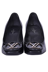 louis-vuitton-circle-logo-black-heels