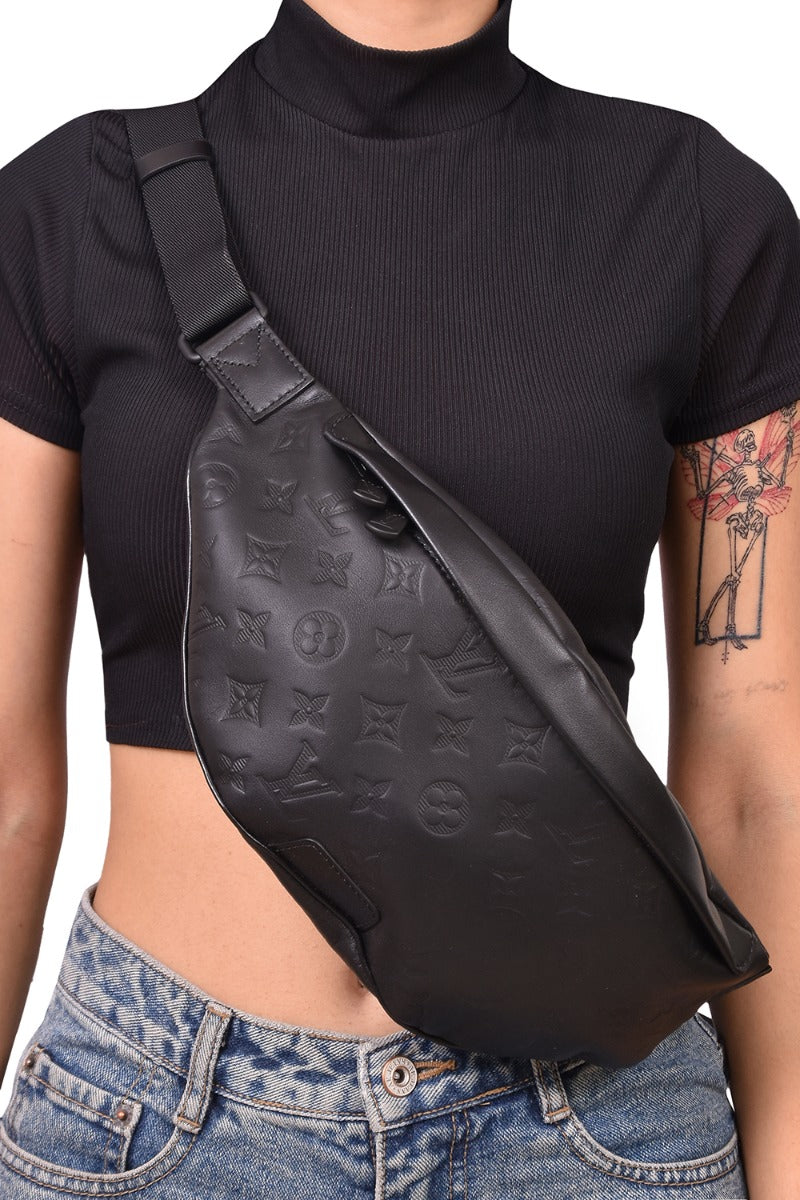 louis-vuitton-discovery-pm-bumbag