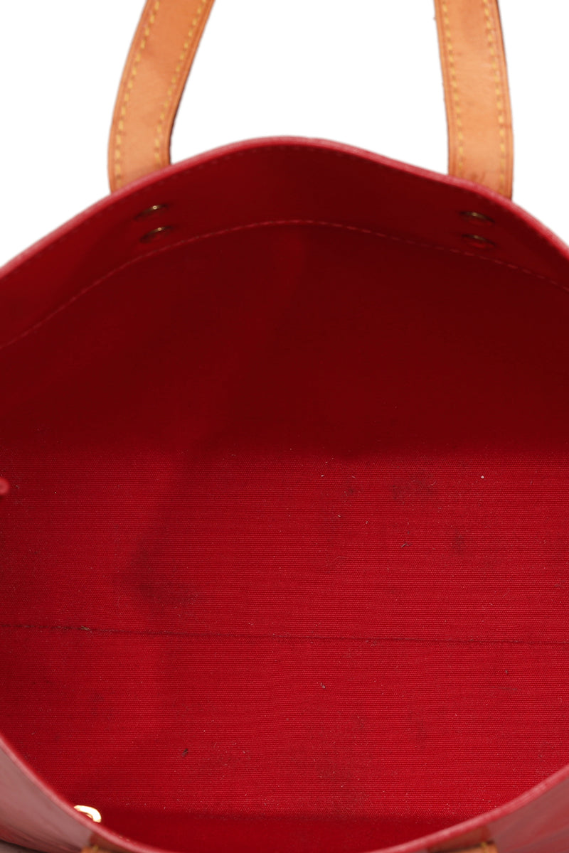 louis-vuitton-red-vernis-monogram-pm-tote