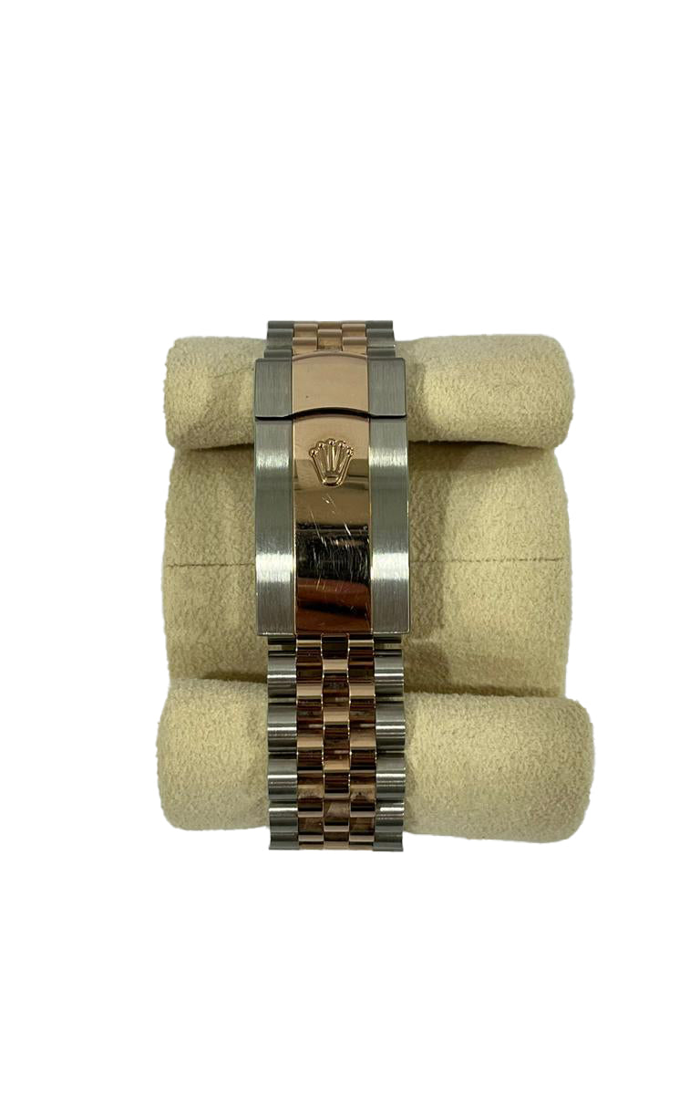 rolex-oyster-datejust-36-rolesoreyerose-silver-fluted-watch